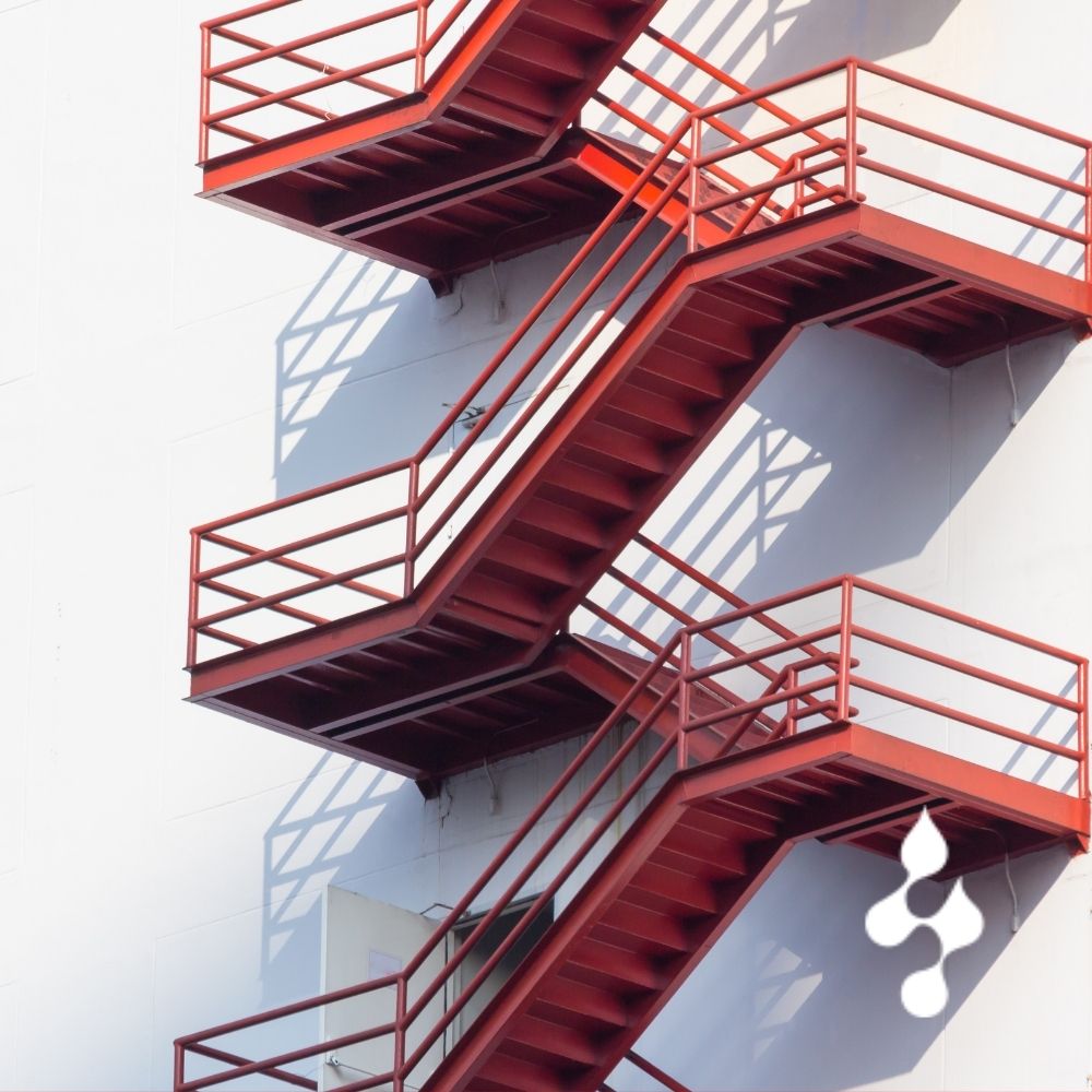 puertas de incendio en escaleras